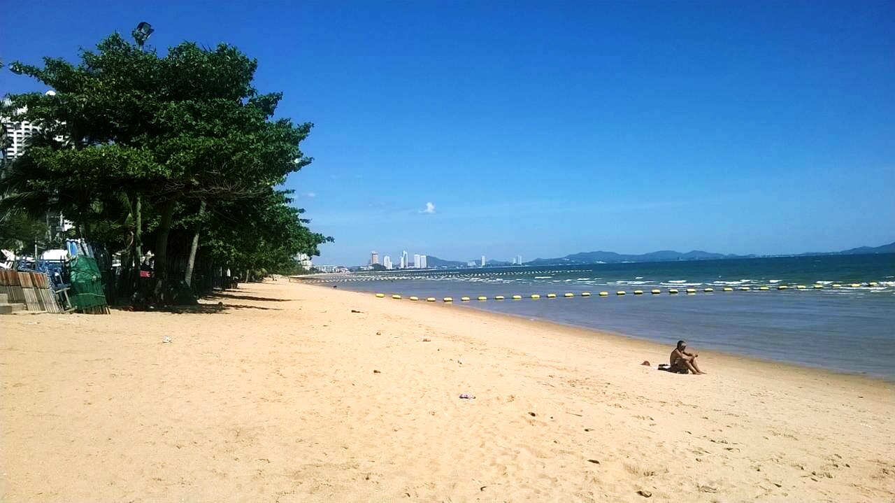 Jomtien beach at sunset
